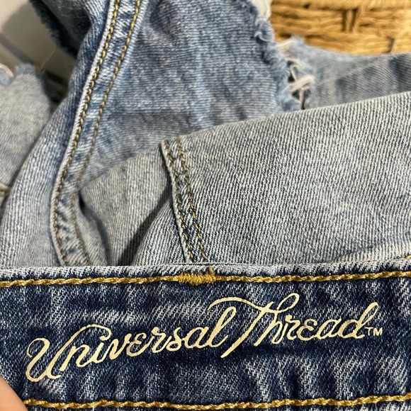 Universal Thread High Rise Shortie - Picture 4 of 5